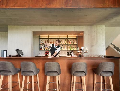 Lobby Bar
