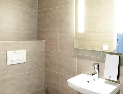 Hotel Bathroom